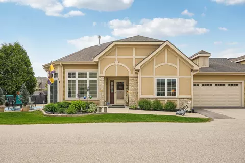 21718 Outcropping #B, Lannon, WI 53046