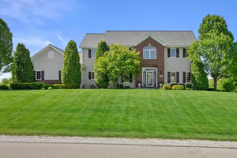5780 Stefanie, Caledonia, WI 53108