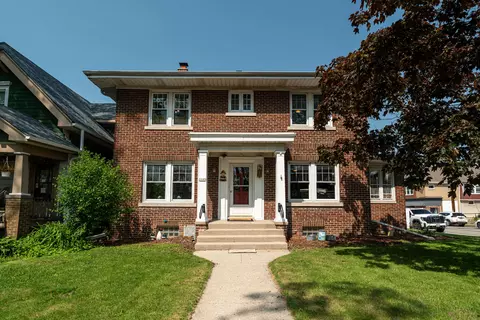 2105 S 77th, West Allis, WI 53219