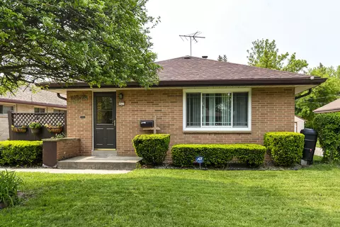 8921 W Hope, Milwaukee, WI 53222