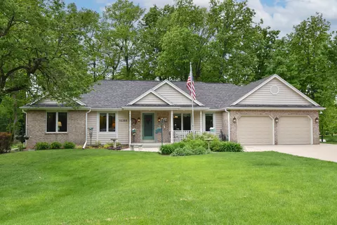 15365 W Lincoln, New Berlin, WI 53151