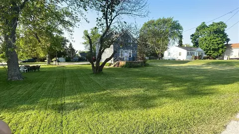 3322 Main, Sheboygan, WI 53083
