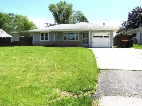 7680 N 44th, Brown Deer, WI 53223