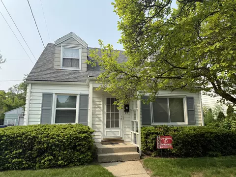 5616 W Custer, Milwaukee, WI 53218