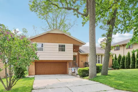 2628 S 49th, Milwaukee, WI 53219