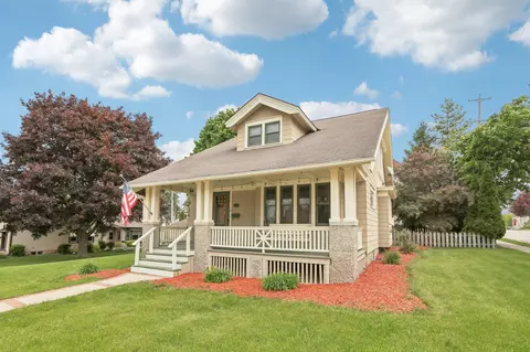 1432 12th, Grafton, WI 53024