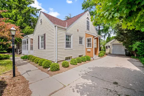 1060 W Silver Spg, Glendale, WI 53209