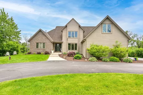 1441 W County Line, River Hills, WI 53217