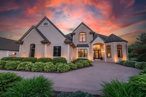5015 Joshua, Wayne, WI 53090