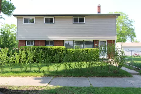5326 W Crawford, Milwaukee, WI 53220