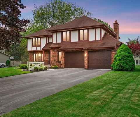 3275 N Elmwood, Elmwood Park, WI 53405