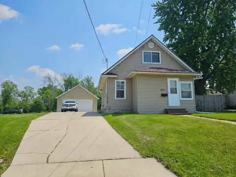 401 Fond Du Lac, Waupun, WI 53963