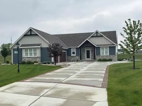 2873 Rock Riv, Summit, WI 53066