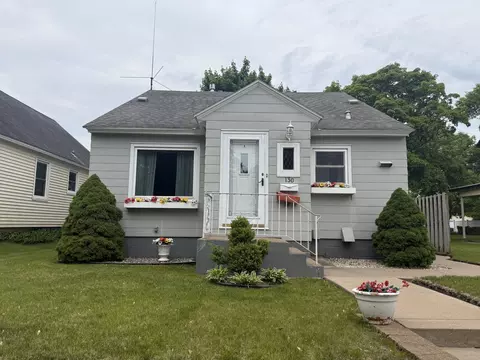 130 24th, La Crosse, WI 54601