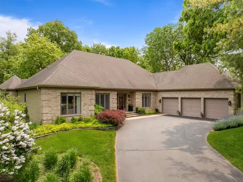1261 Deer, Geneva, WI 53147