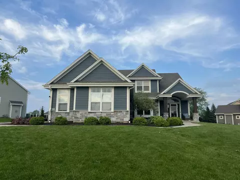 10210 S Kendrick, Oak Creek, WI 53154