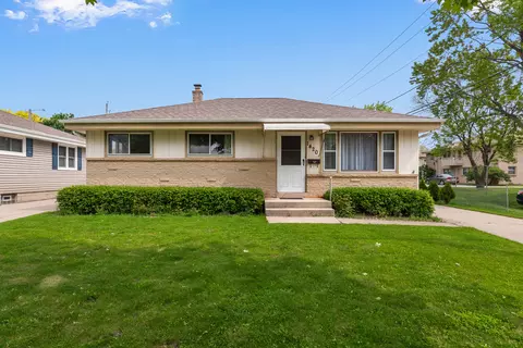 1420 W Vogel, Milwaukee, WI 53221