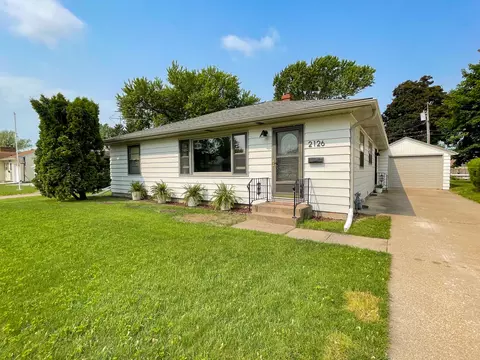 2126 Sunrise, La Crosse, WI 54601