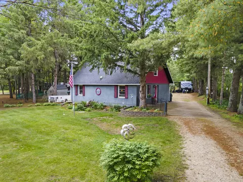w1802 Davis Creek Road, Farmington, WI 54644