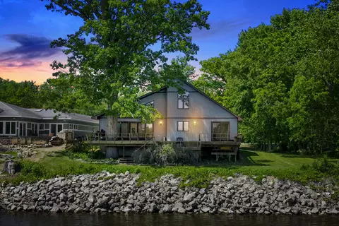 218 Shore Acres, La Crescent, MN 55947