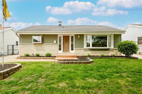 3573 S 94th, Milwaukee, WI 53228