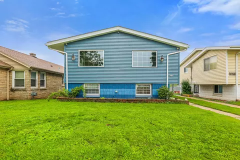 5709 N 73rd, Milwaukee, WI 53218