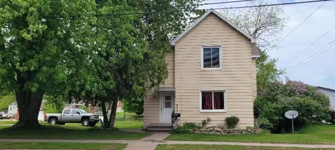 2226 10th, Menominee, MI 49858