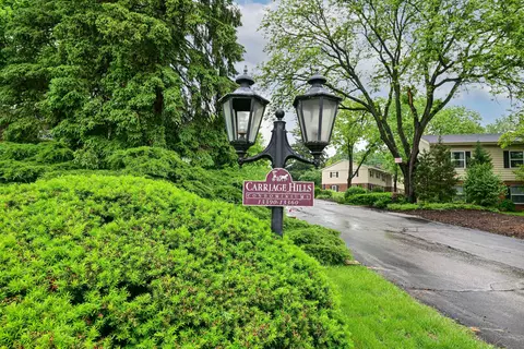 13350 W Bluemound #1, Elm Grove, WI 53122