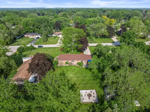 6207 S 123rd, Hales Corners, WI 53130