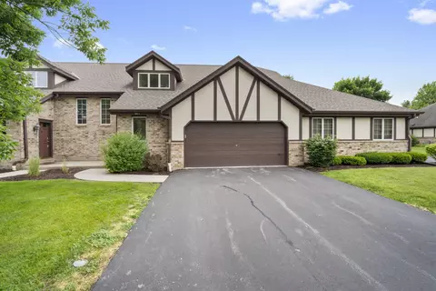 920 Oakwood #C, Brookfield, WI 53045