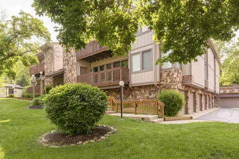 832 Kendall, Lake Geneva, WI 53147