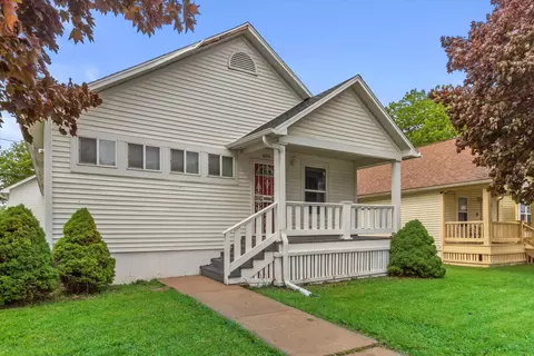 2816 W Vliet, Milwaukee, WI 53208