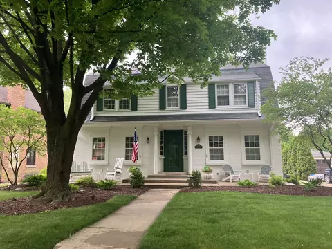 6511 Washington, Wauwatosa, WI 53213
