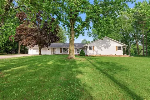 w132n12098 Mary Buth, Germantown, WI 53022