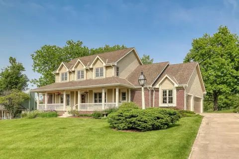 w287n4068 Highland, Delafield, WI 53072