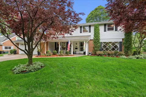 7033 Wellauer, Wauwatosa, WI 53213