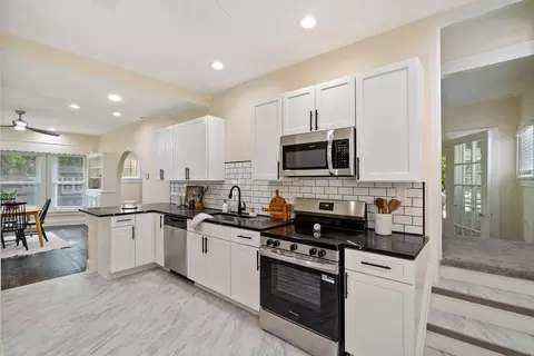 6935 Aetna, Wauwatosa, WI 53213