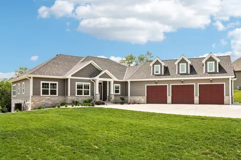 s59w29711 Ancient Oak, Genesee, WI 53189