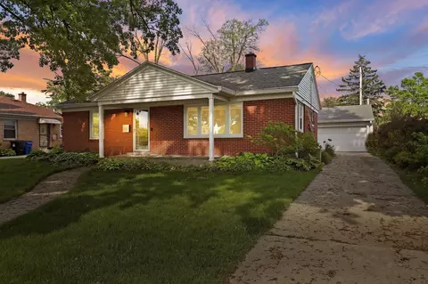 3107 Erie, Racine, WI 53402