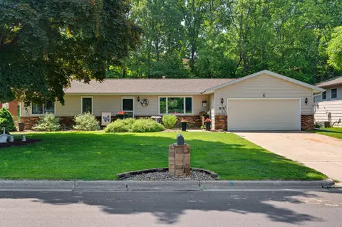 1608 Hickory, Onalaska, WI 54650