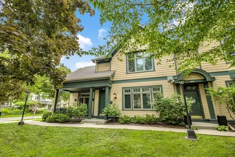 2309 E Stratford, Shorewood, WI 53211