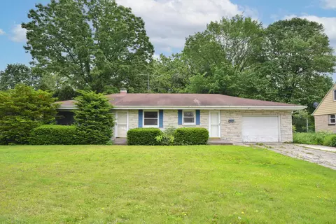 w67n554 Evergreen, Cedarburg, WI 53012