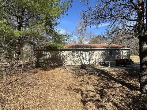 N8667 5th, Springfield, WI 53964
