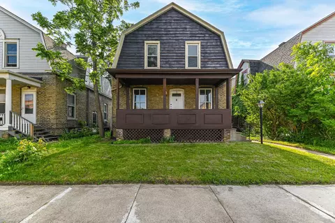 1443 Summit, Racine, WI 53404