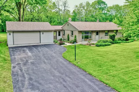 w153s6609 Lawndale, Muskego, WI 53150