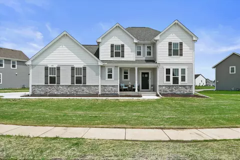 1603 Switchgrass, Oconomowoc, WI 53066