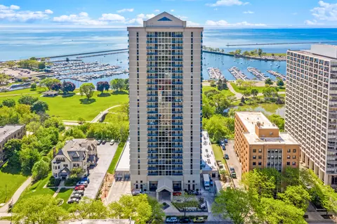 1660 N Prospect #611, Milwaukee, WI 53202