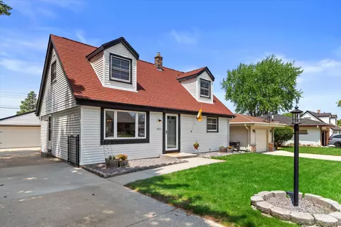 4255 S 91st, Greenfield, WI 53228