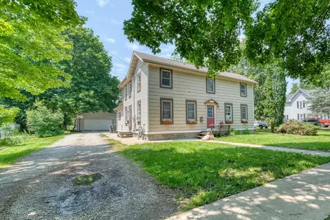 230 S Whiton #232, Whitewater, WI 53190