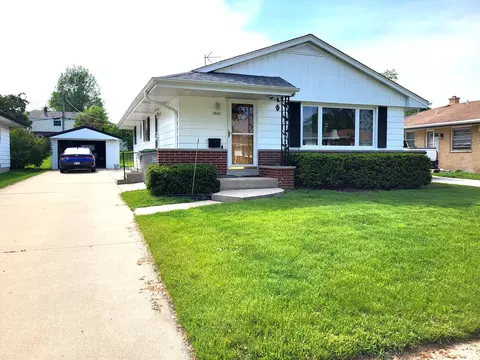 3843 S 95th, Milwaukee, WI 53228